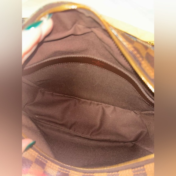 Louis Vuitton Damier Ebene Messenger Bag - Picture 11 of 16